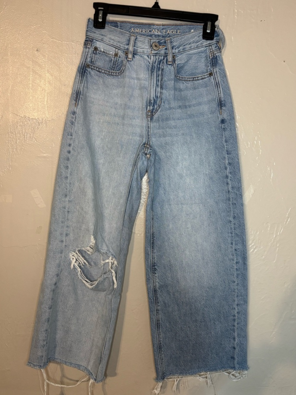 American Eagle Outfitters Light Blue Distressed Wide-Leg Jeans Size 00
